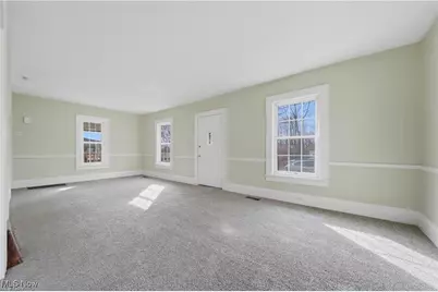 437 Erie Street, Barberton, OH 44203 - Photo 18