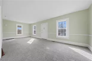 437 Erie St, Barberton, OH 44203 - Photo 18