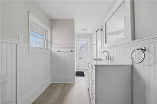 437 Erie St, Barberton, OH 44203 - Photo 20