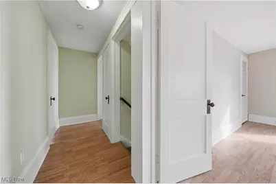 437 Erie Street, Barberton, OH 44203 - Photo 24