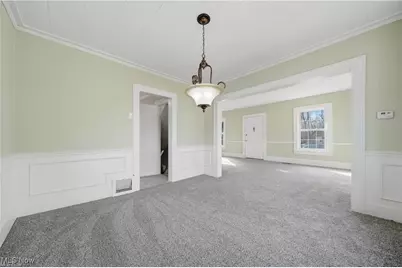 437 Erie Street, Barberton, OH 44203 - Photo 12