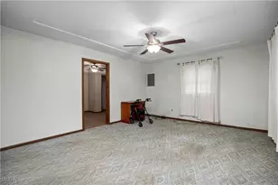 12393 National Dr, Grafton, OH 44044 - Photo 4
