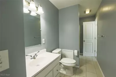 532 Wesley Avenue, Elyria, OH 44035 - Photo 8