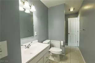 532 Wesley Ave, Elyria, OH 44035 - Photo 8