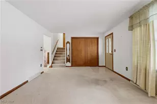 3249 Linden St NW, Uniontown, OH 44685 - Photo 12