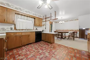 3249 Linden St NW, Uniontown, OH 44685 - Photo 20