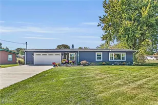 12104 Alton Dr, Grafton, OH 44044 - Photo 2