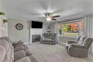 12104 Alton Dr, Grafton, OH 44044 - Photo 10