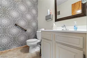 2405 Cherry Ave, Alliance, OH 44601 - Photo 30