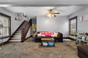 2405 Cherry Ave, Alliance, OH 44601 - Photo 2