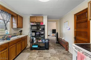 2372 S Union Ave, Alliance, OH 44601 - Photo 6