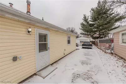 340 Boston Avenue, Elyria, OH 44035 - Photo 34