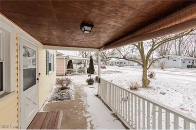 340 Boston Avenue, Elyria, OH 44035 - Photo 4