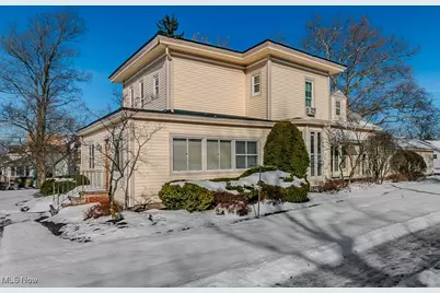 400 North Street, Chardon, OH 44024 - Photo 2