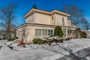 400 North St, Chardon, OH 44024 - Photo 2