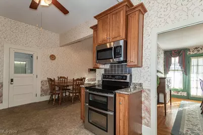 400 North Street, Chardon, OH 44024 - Photo 10