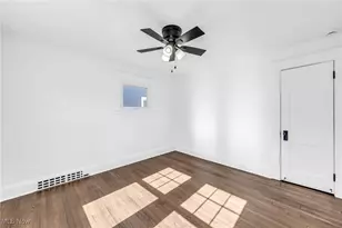 14404 Bayes Ave, Oakwood, OH 44107 - Photo 24