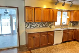 1381 Robb Rd, Conneaut, OH 44030 - Photo 12