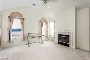 518 Morningstar Dr, Tallmadge, OH 44278 - Photo 6