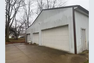 7528 Goodland Avenue SE, Waynesburg, OH 44688 - Photo 2