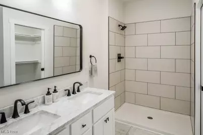 13025 Sunset Circle NW, Uniontown, OH 44685 - Photo 16