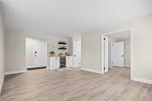 3333 Warrensville Center Rd, Huber Heights, OH 44122 - Photo 6