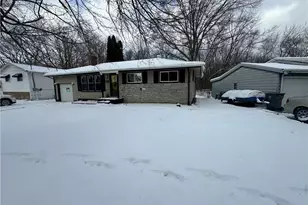 603 Liberty Rd, Youngstown, OH 44505 - Photo 2