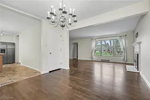 674 Upper Merriman Dr, Akron, OH 44303 - Photo 16