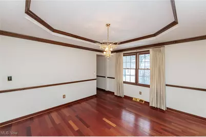 1817 Rusnak Trail, Grandview Heights, OH 44147 - Photo 4