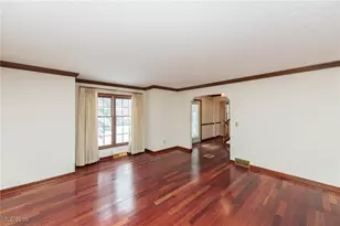 1817 Rusnak Trail, Grandview Heights, OH 44147 - Photo 8