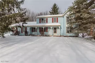 1817 Rusnak Trail, Grandview Heights, OH 44147 - Photo 2