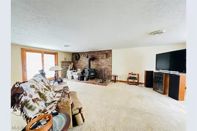 17506 Leggett Road, Montville, OH 44064 - Photo 32