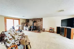 17506 Leggett Rd, Montville, OH 44064 - Photo 32