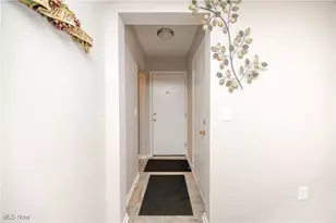 6942 Woodwalk Dr, Brecksville, OH 44141 - Photo 22