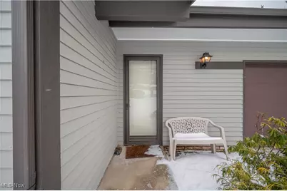 6942 Woodwalk Drive, Brecksville, OH 44141 - Photo 4