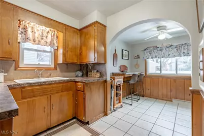 946 Bellflower Avenue SW, Canton, OH 44710 - Photo 18