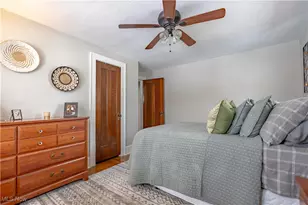 946 Bellflower Ave SW, Canton, OH 44710 - Photo 26