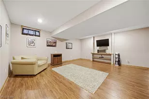 11080 Dunsby Ave NW, Uniontown, OH 44685 - Photo 36