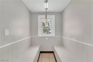 805 Woodland Ave, Elyria, OH 44035 - Photo 10