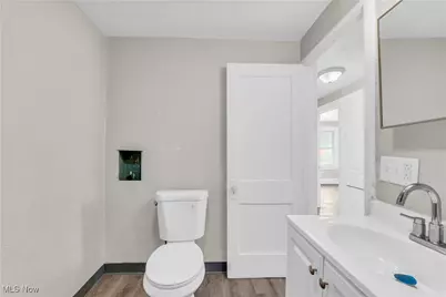 805 Woodland Avenue, Elyria, OH 44035 - Photo 24