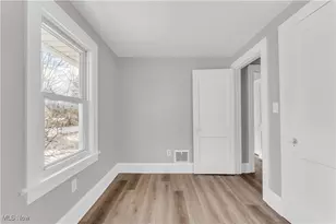 805 Woodland Ave, Elyria, OH 44035 - Photo 18