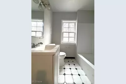 15615 Judson Drive, Loveland, OH 44128 - Photo 14