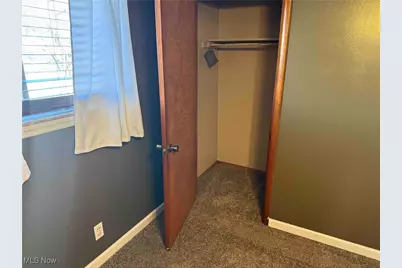 806 Howard Street, Bridgeport, OH 43912 - Photo 12