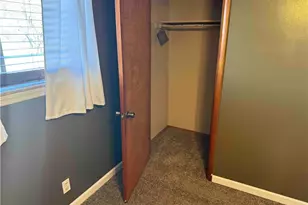 806 Howard St, Bridgeport, OH 43912 - Photo 12