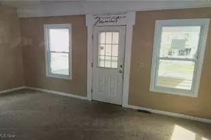 2025 Pointview Ave, Youngstown, OH 44502 - Photo 4