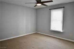 876 Pearson Cir, Boardman, OH 44512 - Photo 20