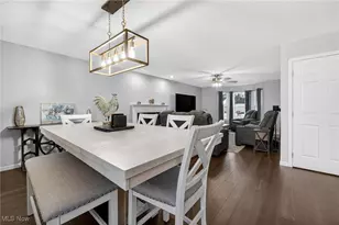 100 Pembridge Ct, Sheffield Lake, OH 44054 - Photo 10