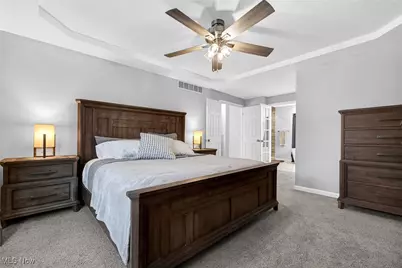 100 Pembridge Court, Sheffield Lake, OH 44054 - Photo 18