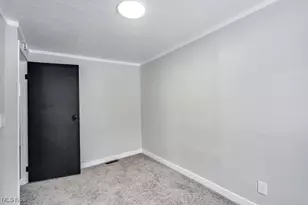 207 51st St SW, Canton, OH 44706 - Photo 18