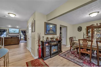 3961 Woodworth Drive, Lorain, OH 44053 - Photo 4